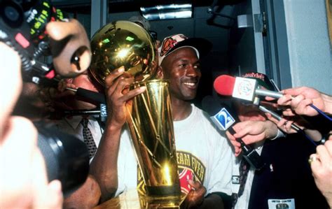 NBA at 50: Top 10 Teams .